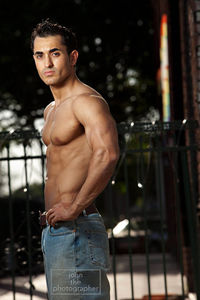 Build a world class chest like Koosha Toofan