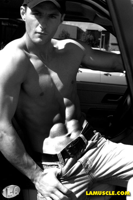 Simon Howard, Model Simon Howard, Model