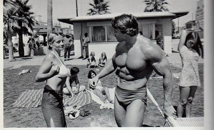 Arnold Schwarzenegger classic bodybuilding photo, Venice Beach Arnold Schwarzenegger classic bodybuilding photo, Venice Beach