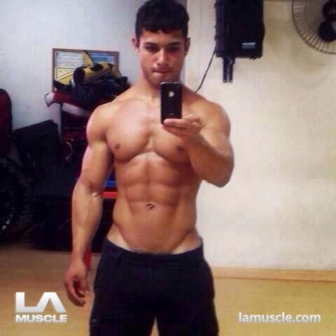 SEARCH AND BUY THIS PRODUCT Best male selfie photos, pics, top selfies of men