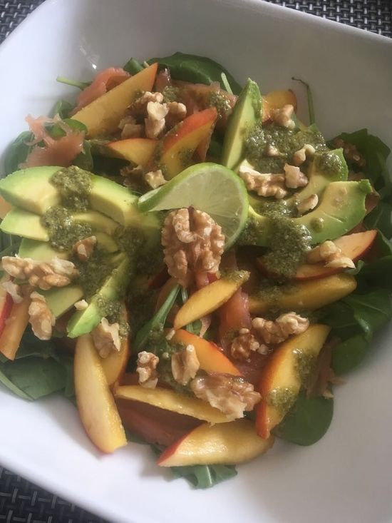 Smoked Salmon and Peach Salad with Pesto Dressing Smoked Salmon and Peach Salad with Pesto Dressing